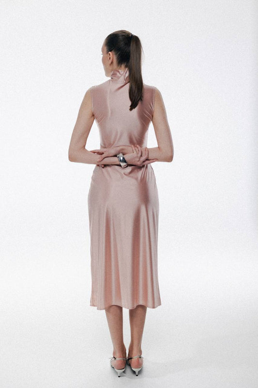 Рожева вечірня сукня міді без рукавів