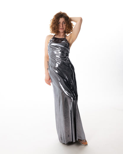 Dress with an open back