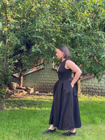 Black midi dress with cutout